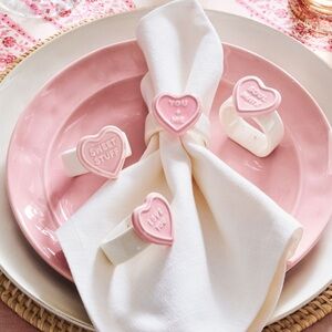Pottery Barn NWT Valentine’s Day Conversation Hearts Stoneware Napkin Rings